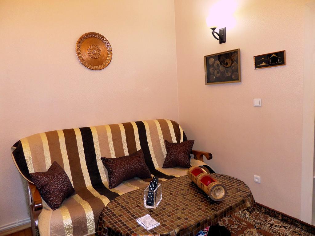 Ara&Gaya Аpartment Daire Erivan Dış mekan fotoğraf